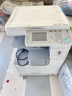 Canon image runner 2520 all in one copier / No power/ SELL AS IT IS !