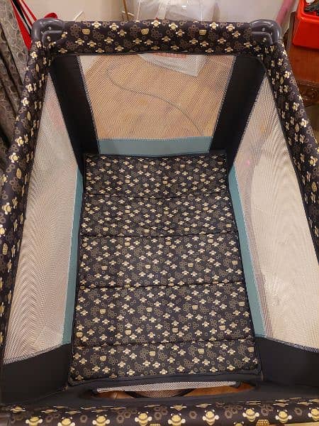 Baby cot and play pen 4