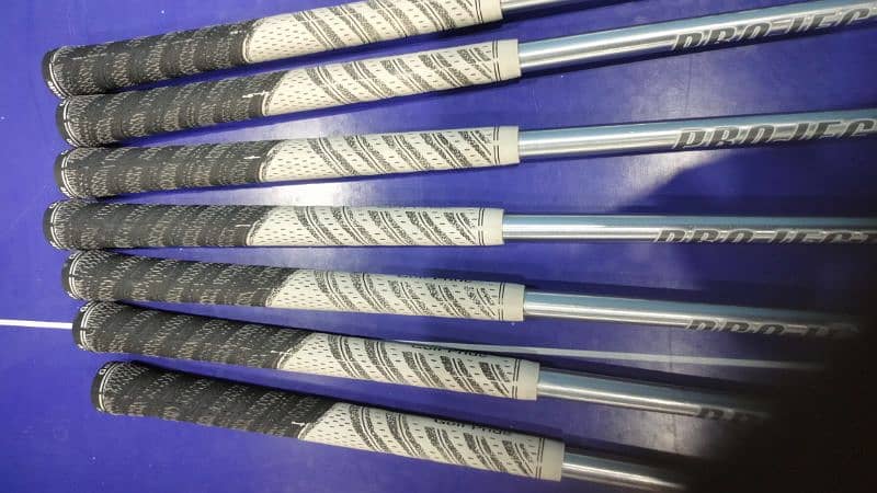 Golf irons , Ping I 123 model 11