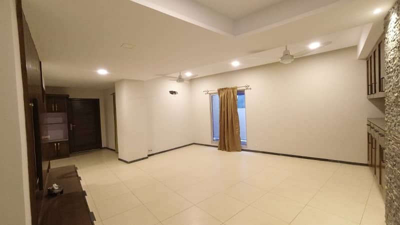 2 Bed Luxury Apartment Available For Sale In Pine Heights D-17 Islamabad. 9