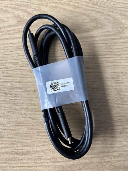 Dell type C 4k display cable for type C monitor 1
