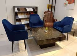 Center table/coffee table 0