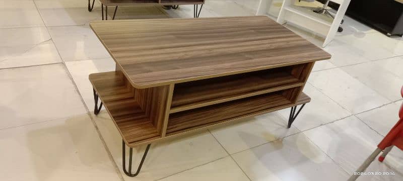 Center table/coffee table 15