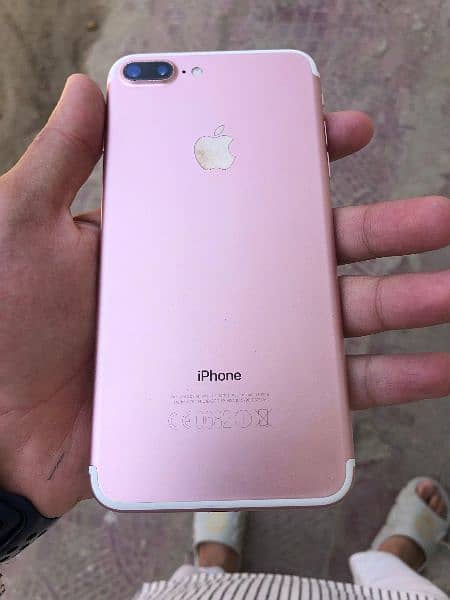 IPhone 7 Plus 128 Gb with and Original Charger Battery Service 68 7