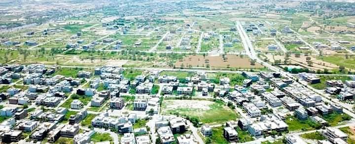 5 Marla Boulevard Commercial Plot Available For Sale In F-15 Islamabad Pakistan 2