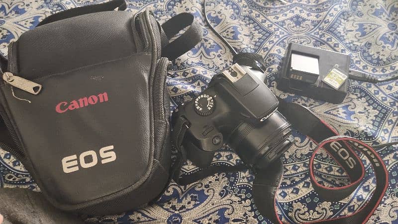 Canon 4000D with 18:55 or 50mm k lens k sth hai box bhi hai 1