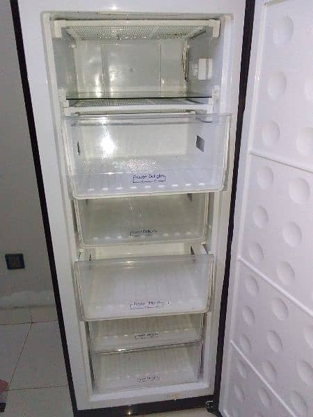 new freezer not use with droz urgent sell 3