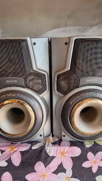 2 speaker 4