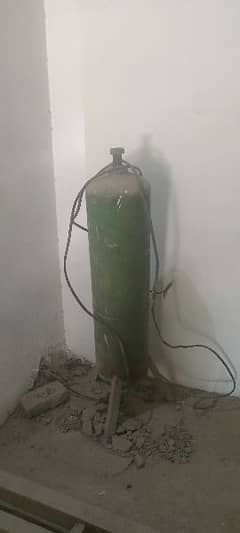 2 air tanks with good conditions