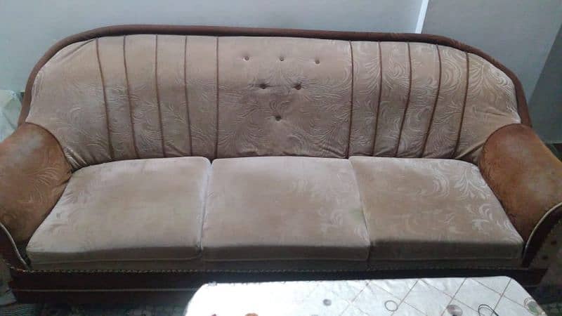 7 Seater Sofa set In excellent condition 5