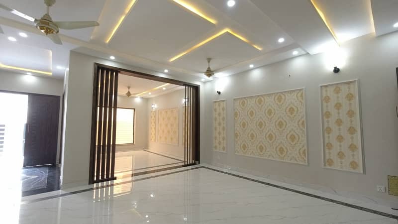 10 Marla House Is Available For Sale In Bankers Cooperative Housing Society Block B Lahore 4