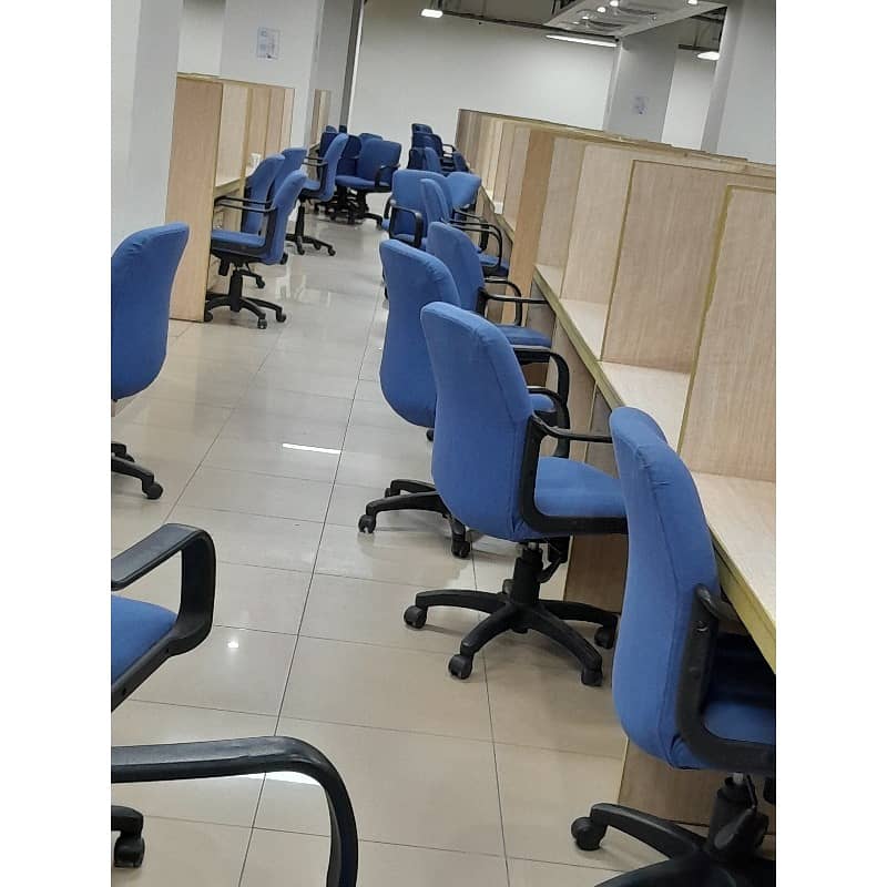 Furnished Office Available For Rent 27