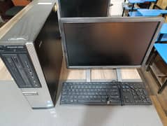 01 HP i5 and 02 Dell Tower Computers with Monitors for Sale