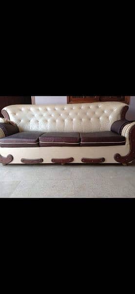 luxurious Sofa set 3