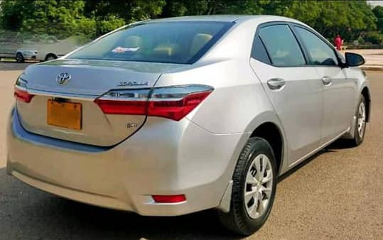 Corolla GLi Automatic 2020-Company Owned Dealership Maintained 4
