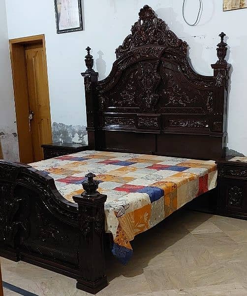 King size bed two side tables only pure wood  0"3"0"0"4"2"9"0"9"3"5 7