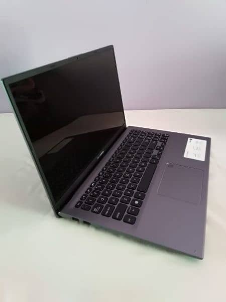 Asus vivo book15 i3 10th generation 8gbram 256gb ssd Touch screen 3