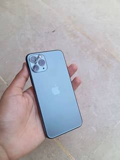 iphone 11 pro for sale  84bh all ok  factory unlock non pta
