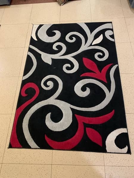 black and grey rug 1