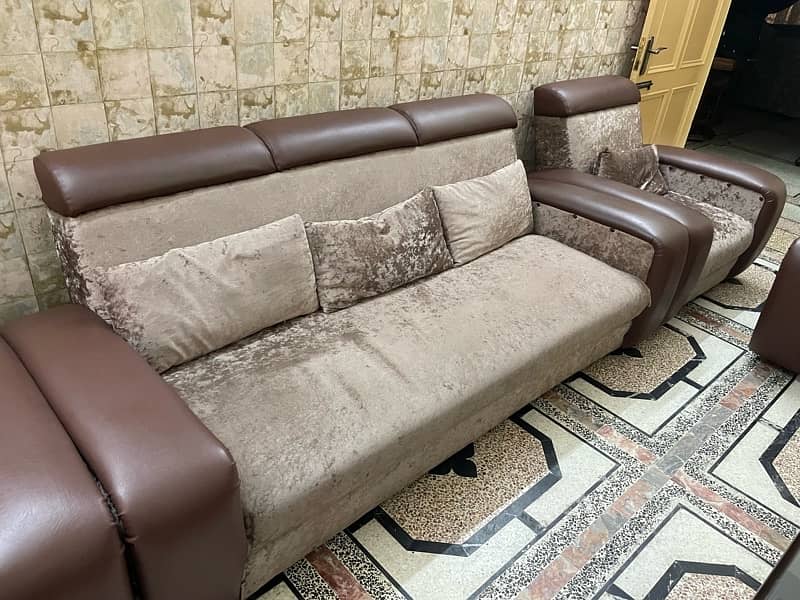 sofa set urgent sale contact 03227971779 4