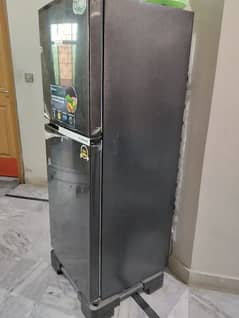 Refrigerator For Urgent Sale 0