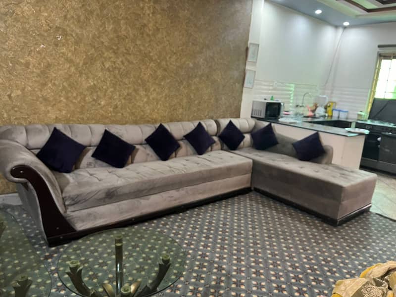Stylish and comfortable L-shape sofa for sale-Perfect for your living 1