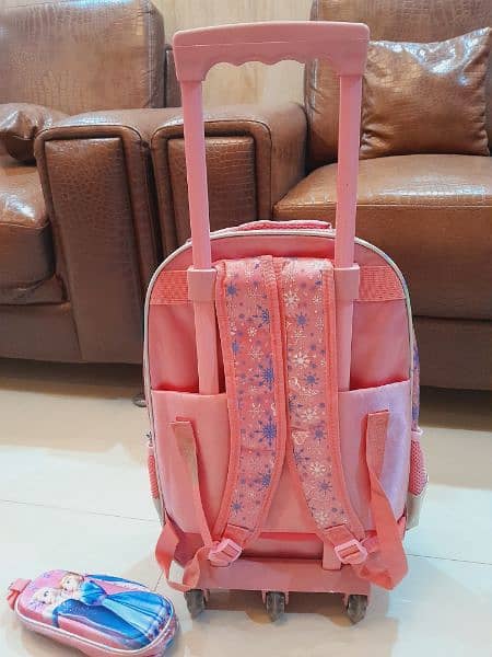 School Trolley begs 2set with box ( buy from dubai ) 1
