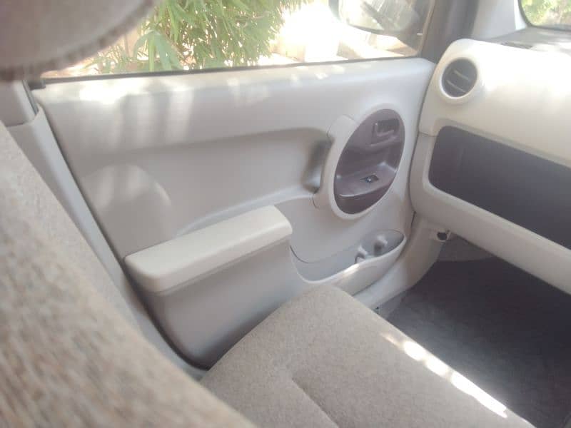 Toyota passo Home use car For sale 9