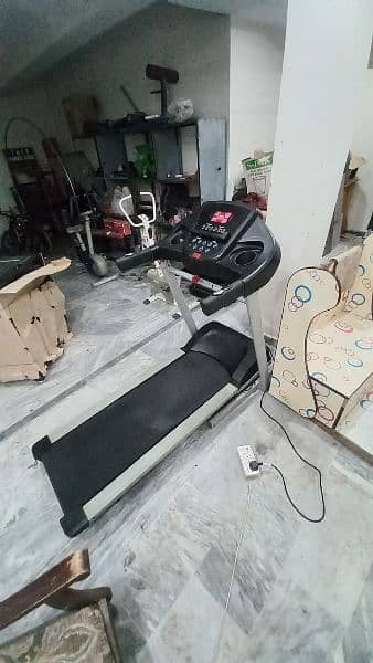 Branded Spirit Auto inclined Automatic treadmill Exercise machine walk 2