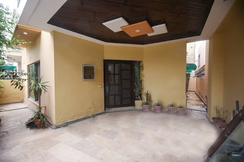 5 Marla Vitra Modern Design Full HOUSE Available For Rent In DHA Phase 3 Near TO Packages Mall 1