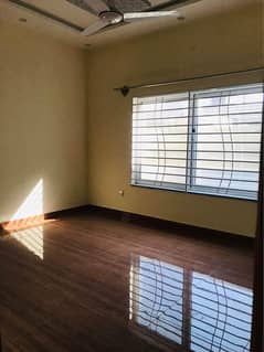 8 Marla House Upper Portion available for Rent