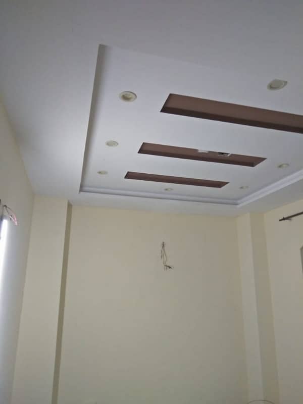 10,Marla Commercial Building Scond Floor Front Flat available for rent Near Shoukat khanam Hospital 7
