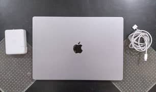 Macbook Pro M1 16", CTO (32/512) Complete Box
