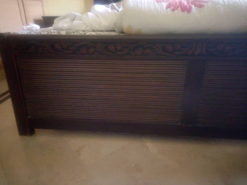 Pure Sheesham King size double bed with mattress and side tables 2
