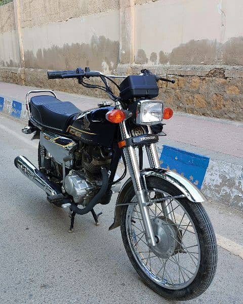HONDA CG125 SPECIAL EDITION WITH SELF START 7
