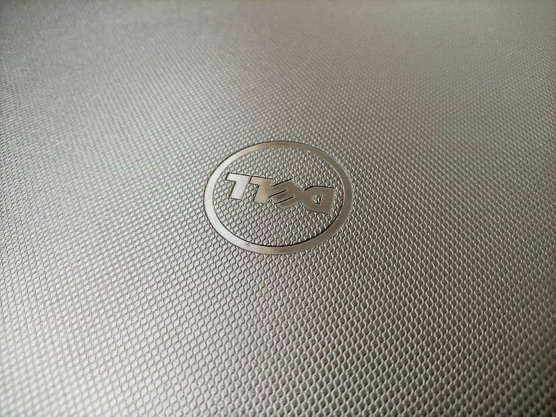 Dell Inspiron 3542 i3 4th Gen. Good condition. 11