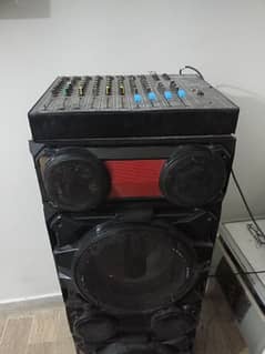Studiomaster mixer with speaker
