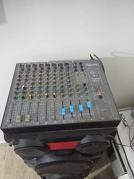 Studiomaster mixer with speaker 2