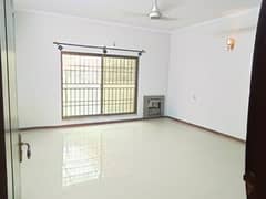 House for sale in Bahria Town urgent basis on very Reasonable Price. Cheapest House In Bahria owner need Money.