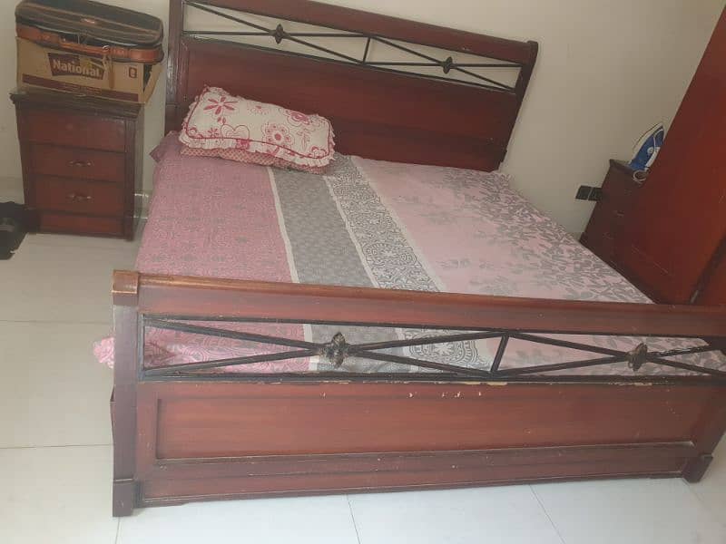 shesham wood King size bed with 2 side tables 0