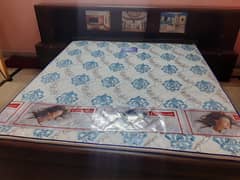King Size, 6 inch Diamond citi foam medicated mattress for sale - A1