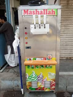Ice cream Machine for sale [ URGENT ] 25 LITRE PRICE CAN BE NEGOTIATED 0