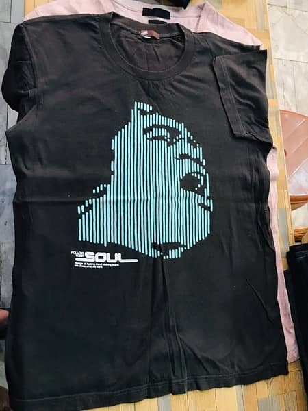 Imported branded preloved T-shirts 17