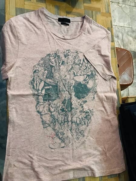 Imported branded preloved T-shirts 18