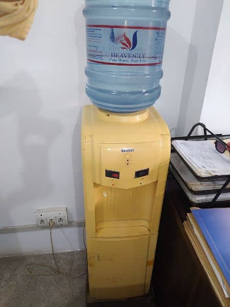 Orient Water Dispenser 0