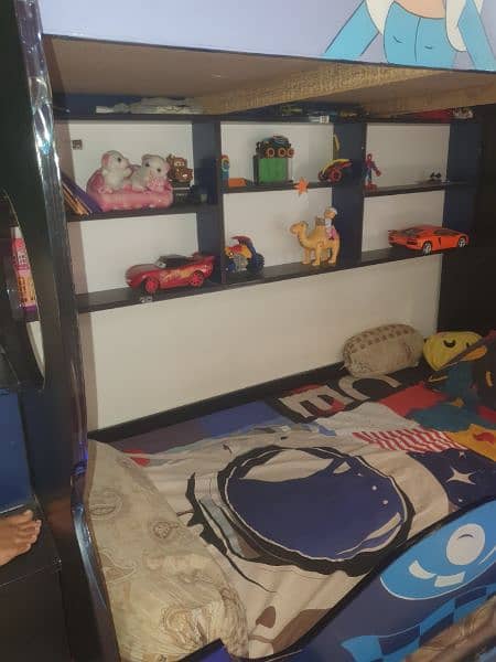 kids bunk bed with mattress almost in new condition 2