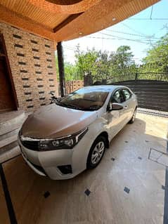 Toyota Corolla GLI auto total genuine paint 2016/17