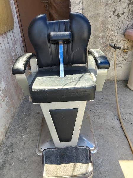 Parlor Chair Good Condition 2