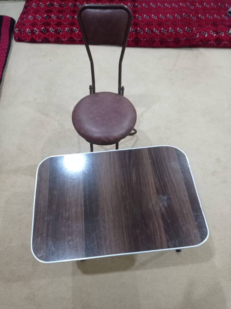 Foldable Laptop Table with Chair 10