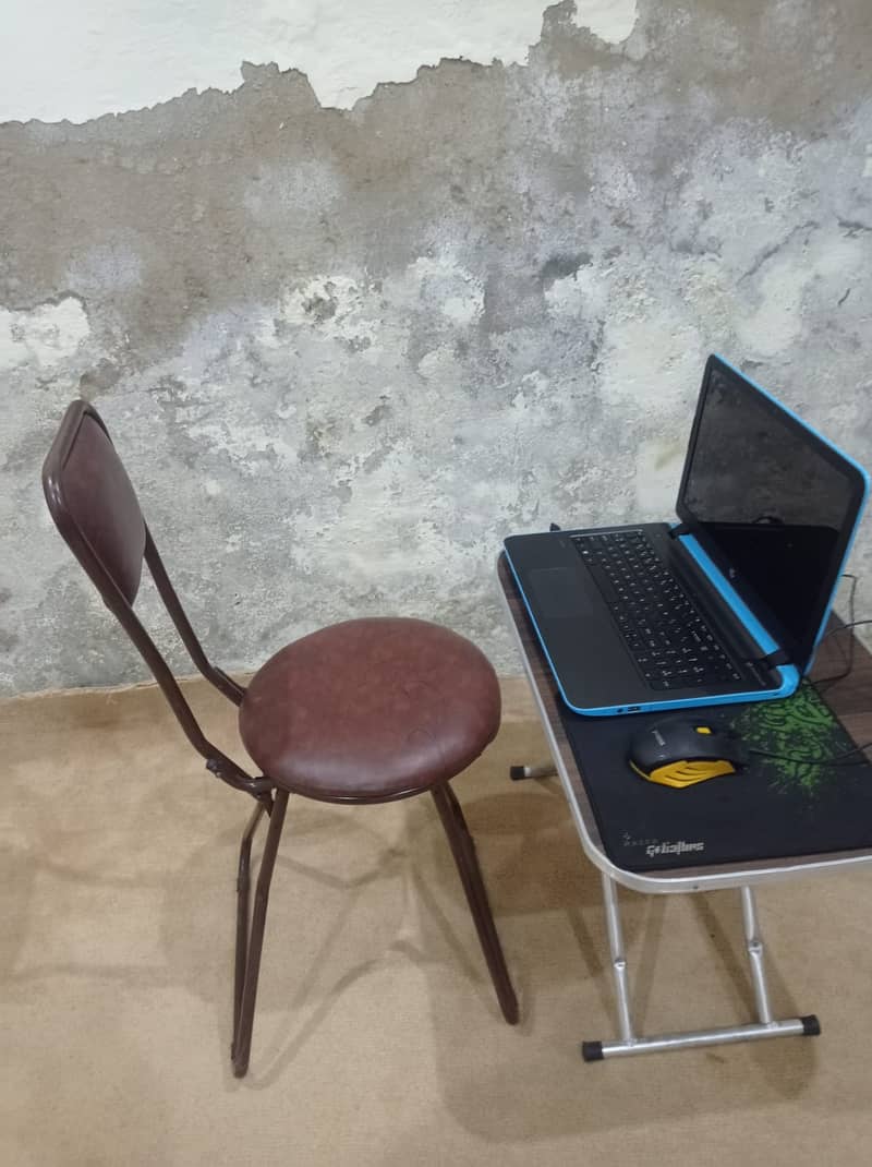 Foldable Laptop Table with Chair 12